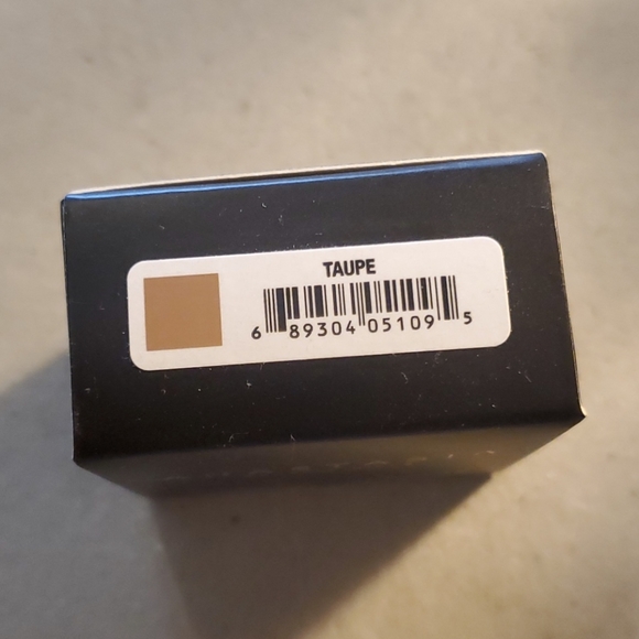 Dipbrow Pomade - Picture 8 of 13